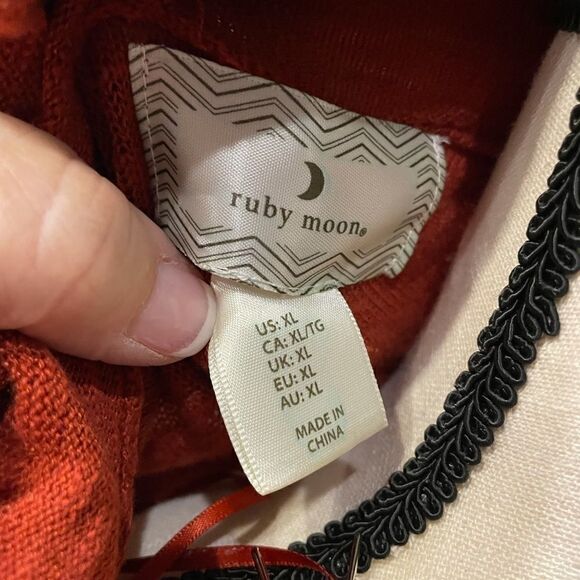 Ruby Moon Sweater  - Picture 5 of 5